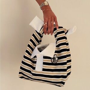 Museum Of Flowers Rugby Shirt Handbag